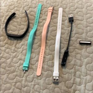 Fitbit Flex 2 set (Fitbit does not work!!)